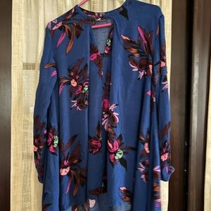 2 free people Floral Blue Long Sleeve Blouses